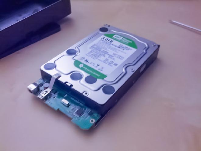 Removing HDD from USB drive 3